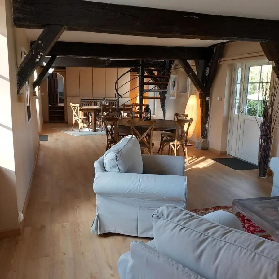 Le Manoir De Villefermoy Les Ecrennes Esterno foto